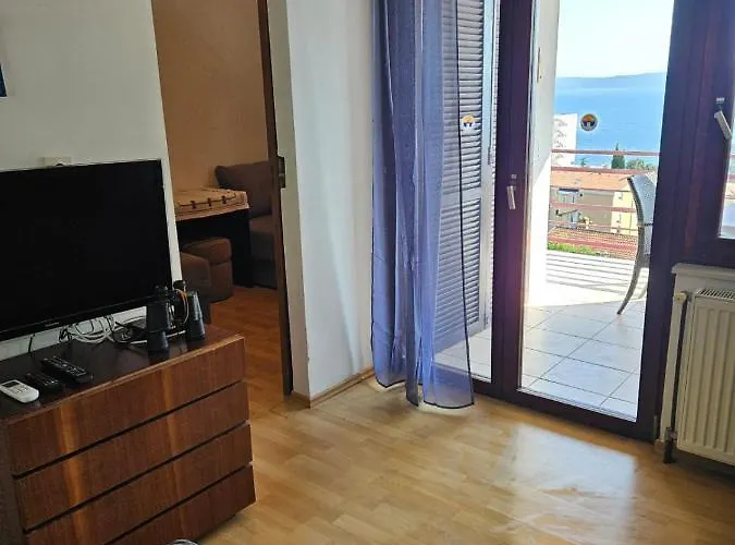 Apartments With Heated Outdoor Swimming Pool 9X4M